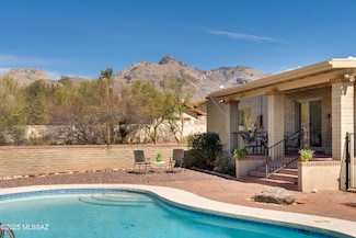 6711 N Calle Zella, Tucson, AZ 85718