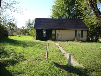 16115 Masonic Dr, Dearborn, MO 64439