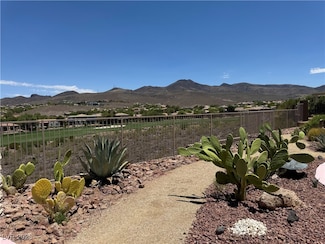 18 Brookridge Dr, Henderson, NV 89052
