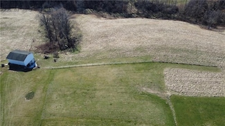 29 W Alexander Loop, West Alexander, PA 15376