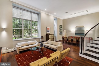 211 25 S 4th St Unit 105, Philadelphia, PA 19106