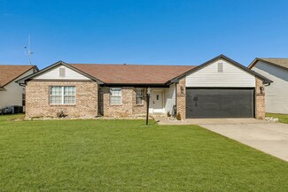 11844 Shannon Pointe Rd, Indianapolis, IN 46229