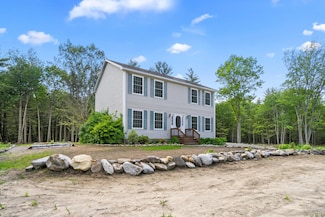 20 Huntington Ln, Berwick, ME 03901