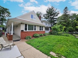 1024 3rd St E, Saint Paul, MN 55106