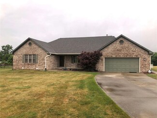 3592 W Hinshaw Rd, Monrovia, IN 46157