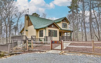 35 Dora Ln, Ellijay, GA 30540
