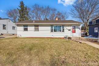 208 N Wisconsin St, Carpentersville, IL 60110