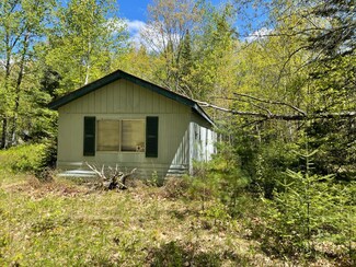 6866 Hideout Ln, Lake Tomahawk, WI 54539