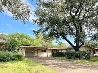 1222 Sunset Ln, Texas City, TX 77590