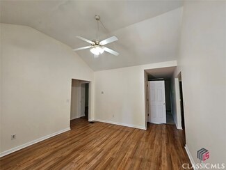 1140 Towne Square Ln, Athens, GA 30607