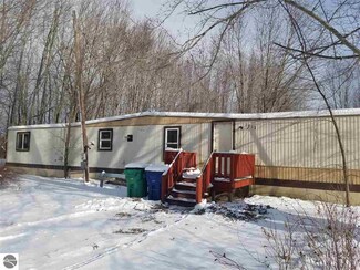 2101 Arenac State Rd, Standish, MI 48658