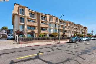 1001 Shoreline Dr Unit 301, Alameda, CA 94501