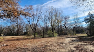 808 E Atkinson Ave, Pittsburg, KS 66762