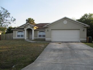 1034 SW Abingdon Ave, Port Saint Lucie, FL 34953