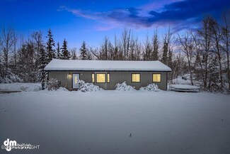 10081 E Ortner Loop, Palmer, AK 99645