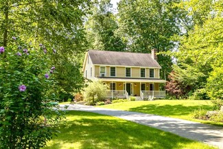 12 Farm Rd, Kingston, NH 03848