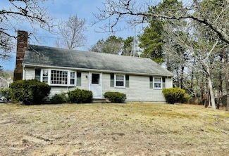 40 North St, Dennis Port, MA 02639
