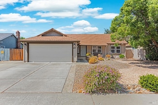 420 Temple Dr, Vacaville, CA 95687