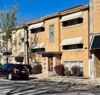 5816 W Montrose Ave Unit 1E, Chicago, IL 60634