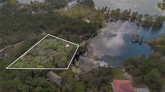 875 Gator Ln, Deltona, FL 32738