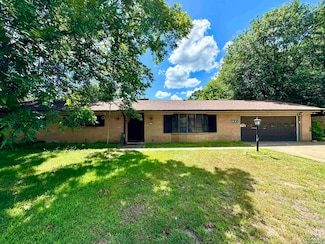 2305 Buccaneer Dr, Longview, TX 75604