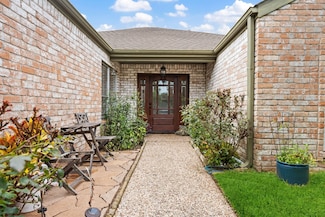 7822 Rollingbrook Dr, Houston, TX 77071