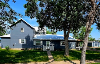 406 S Main St, Tripp, SD 57376