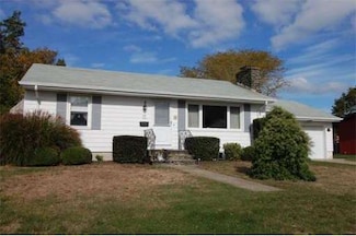 55 Theresa St, South Dartmouth, MA 02748