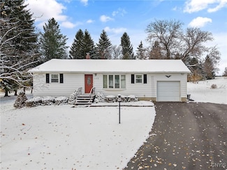 7167 Broadfield Rd, Jamesville, NY 13078