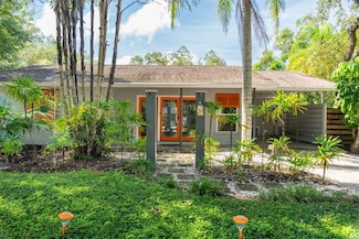 680 41st St, Sarasota, FL 34234