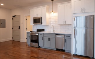 15 Cranston Ave Unit 28, Newport, RI 02840