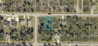 2807 42nd St W, Lehigh Acres, FL 33971
