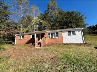3727 N Carolina 66, King, NC 27021