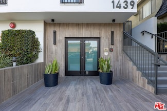 1439 Armacost Ave Unit 206, Los Angeles, CA 90025