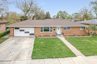 6810 W 109th St, Worth, IL 60482