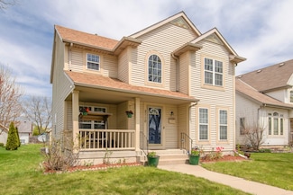 2110 W Walnut St, Milwaukee, WI 53205