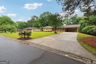 4125 Hickory Dr, Powder Springs, GA 30127