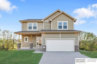 18120 Sage Cir, Omaha, NE 68136