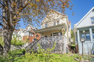 2117 W 4th St, Duluth, MN 55806