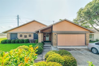 2605 Elk Grove Rd, Carrollton, TX 75007