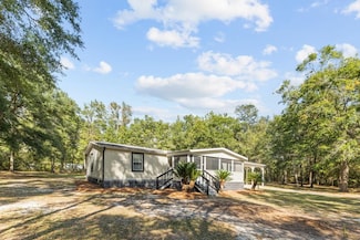 205 Longleaf Dr, Crawfordville, FL 32327