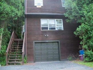 246 Federal St, Montague, MA 01351