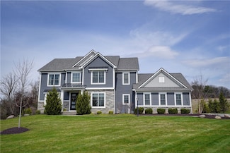 14 Ravenna Crescent, Pittsford, NY 14534