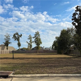 608 Dockside Dr, Slidell, LA 70461