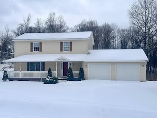 38 Allaire Dr, Saint Albans, VT 05478