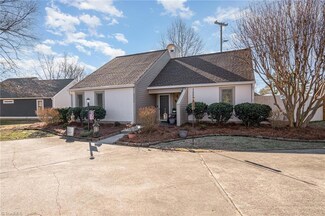 4202 Sunburst Dr, High Point, NC 27265