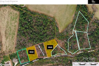 349 Red Fox Ln, Flat Rock, NC 28731