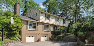 1831 Hampden Rd, Flint, MI 48503