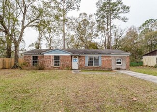 1704 Mary Beth Dr, Middleburg, FL 32068