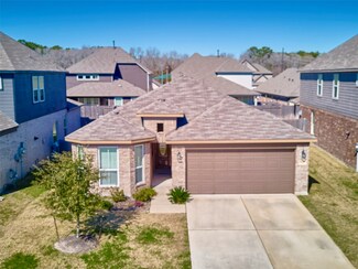 918 Willow Timber Dr, Houston, TX 77090